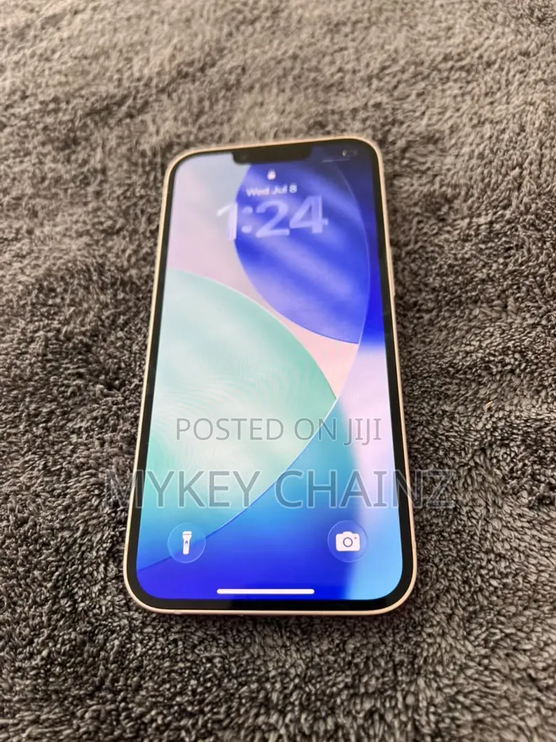 Apple iPhone 13 128 GB Pink