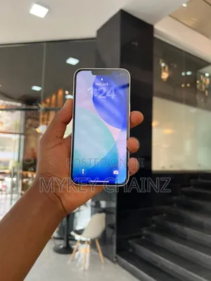 Apple iPhone 13 128 GB Pink