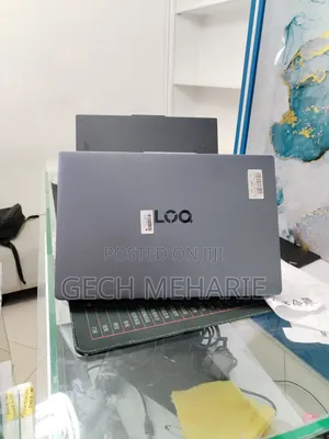 New Laptop Lenovo LOQ 15ARP9 12GB Intel Core i5 SSD 512GB