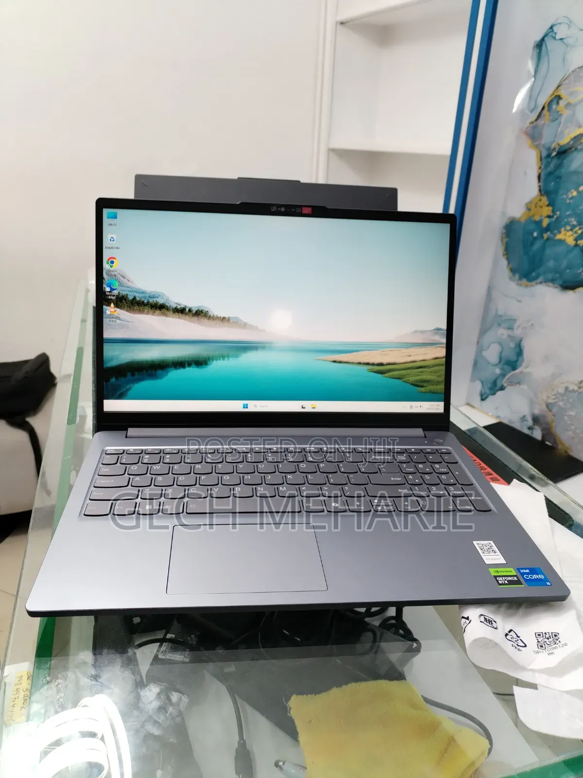 New Laptop Lenovo LOQ 15ARP9 12GB Intel Core i5 SSD 512GB