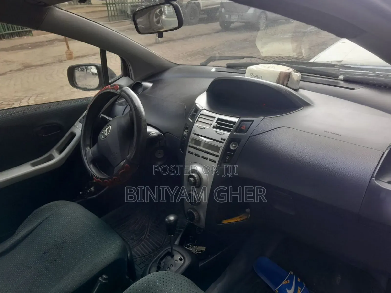 Toyota Yaris 2006 Gray