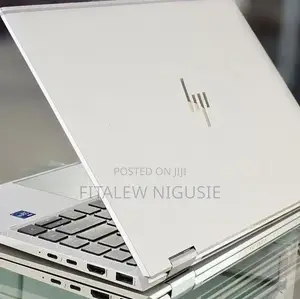 New Laptop HP EliteBook 1040 G8 16GB Intel Core i7 SSD 512GB