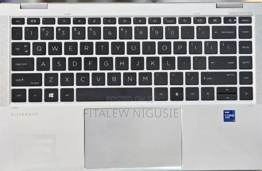 New Laptop HP EliteBook 1040 G8 16GB Intel Core i7 SSD 512GB