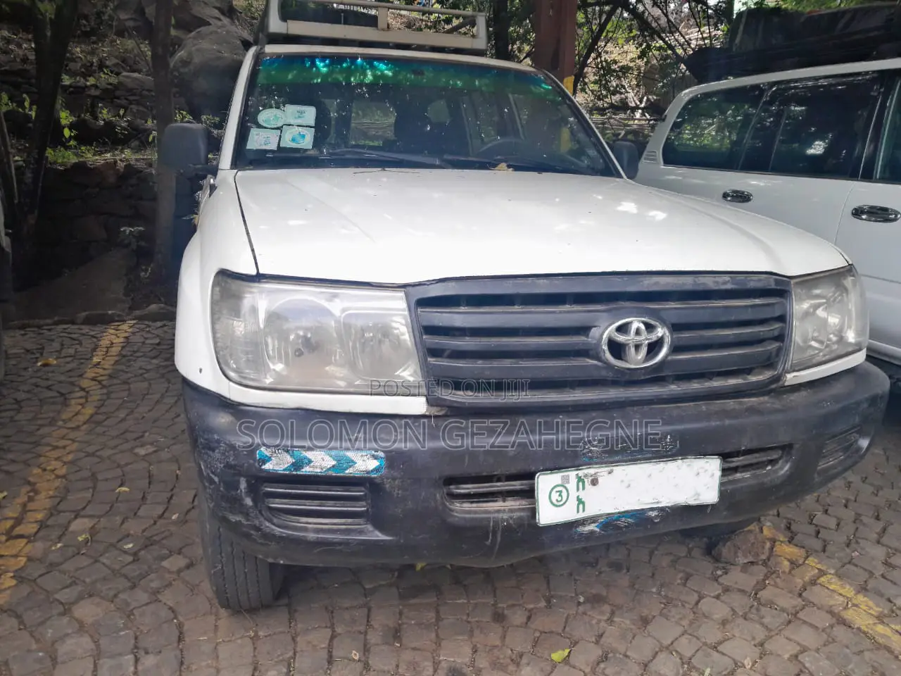 Toyota Land Cruiser HDJ 100 2001 White