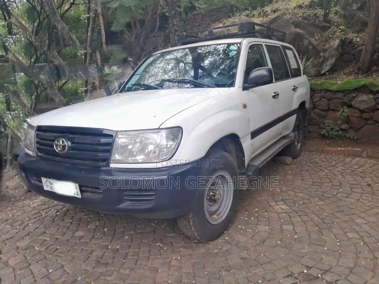 Toyota Land Cruiser HDJ 100 2001 White
