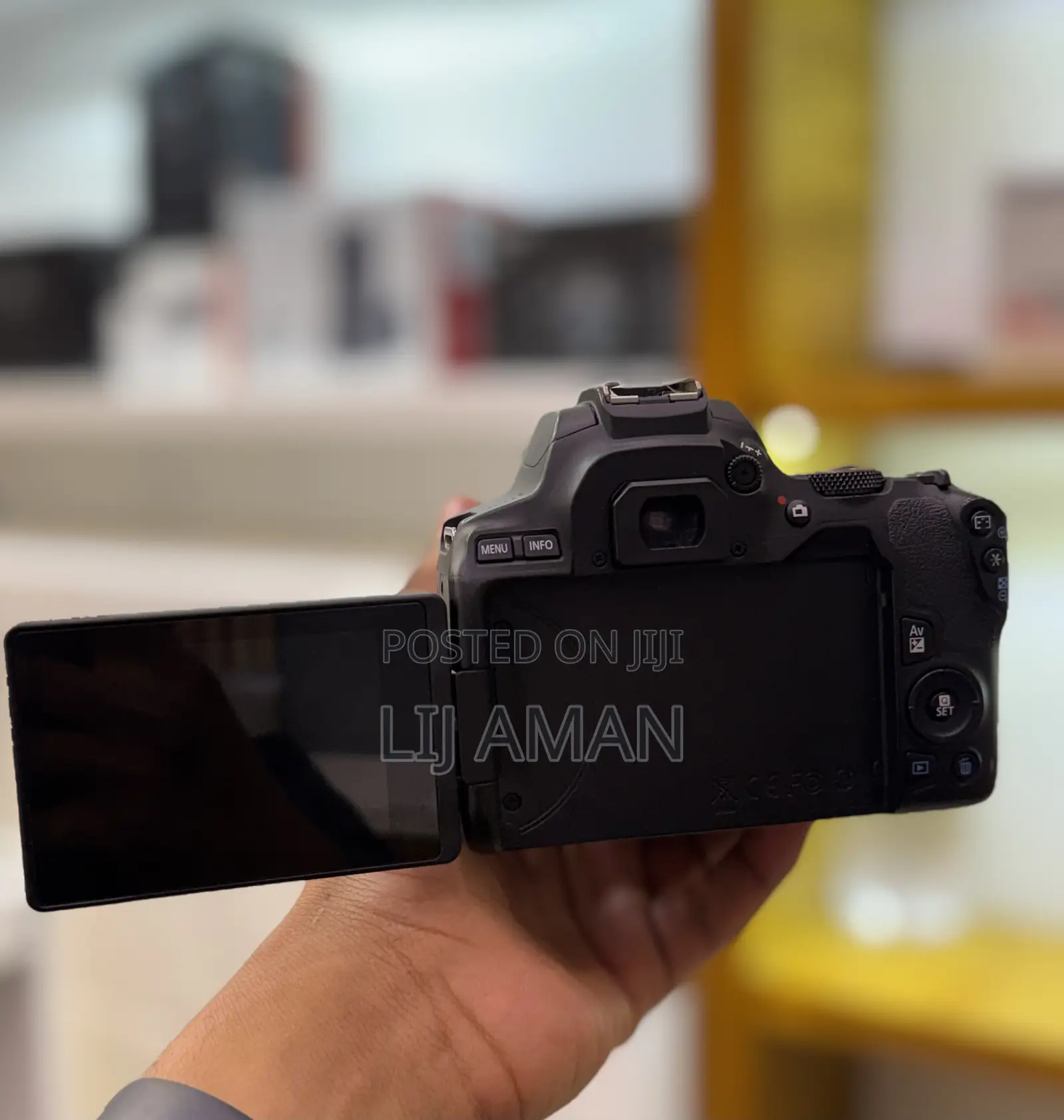 Canon Eos 250d Camera