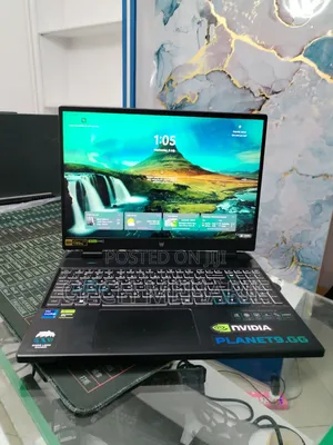 New Laptop Acer Predator Helios Neo 16 16GB Intel Core i7 SSD 512GB