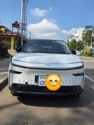 Toyota bZ3 2025 White