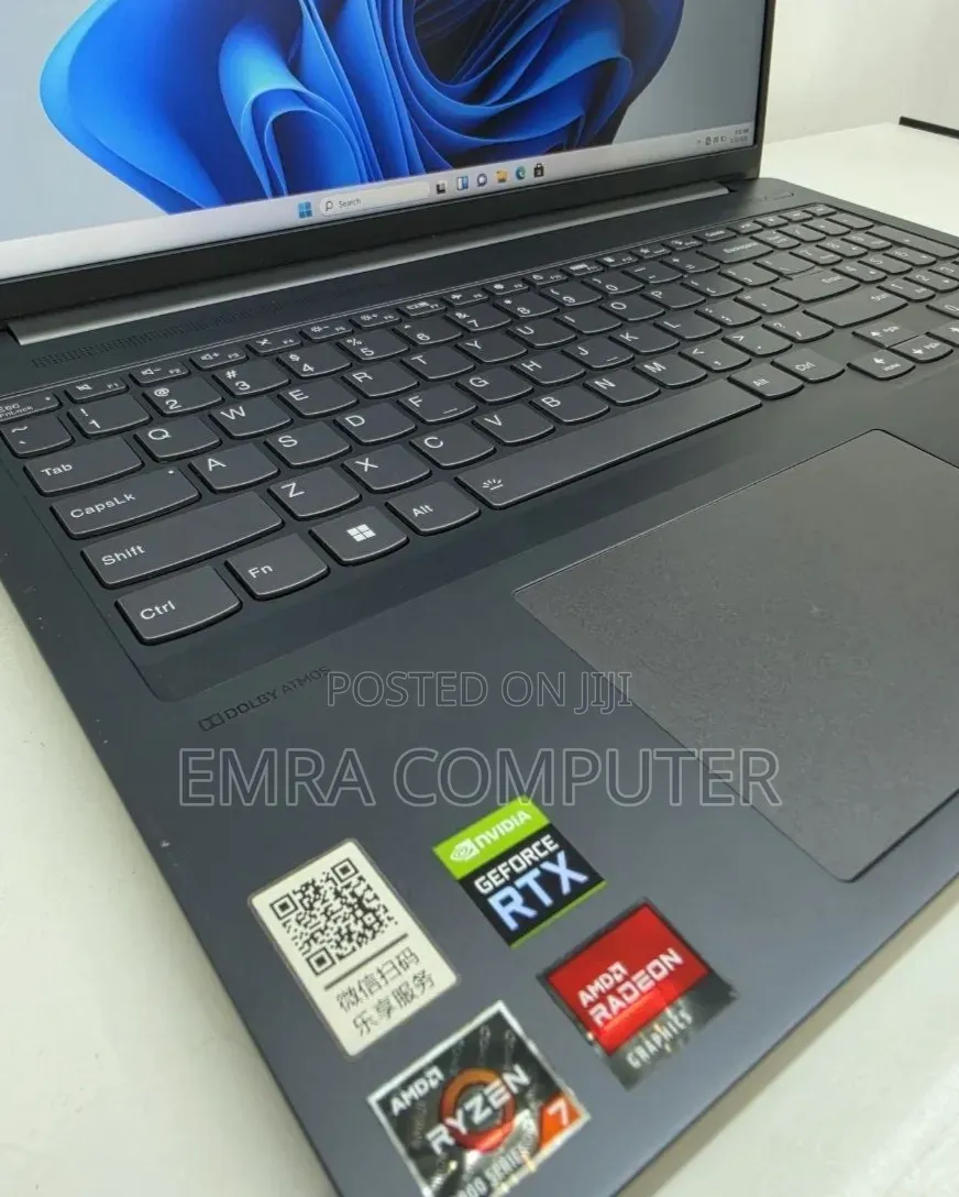 New Laptop Lenovo 16GB AMD Ryzen 7 SSD 512GB