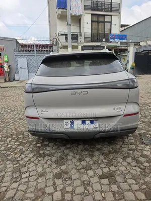 BYD Sealion 06 EV 2025 Gold