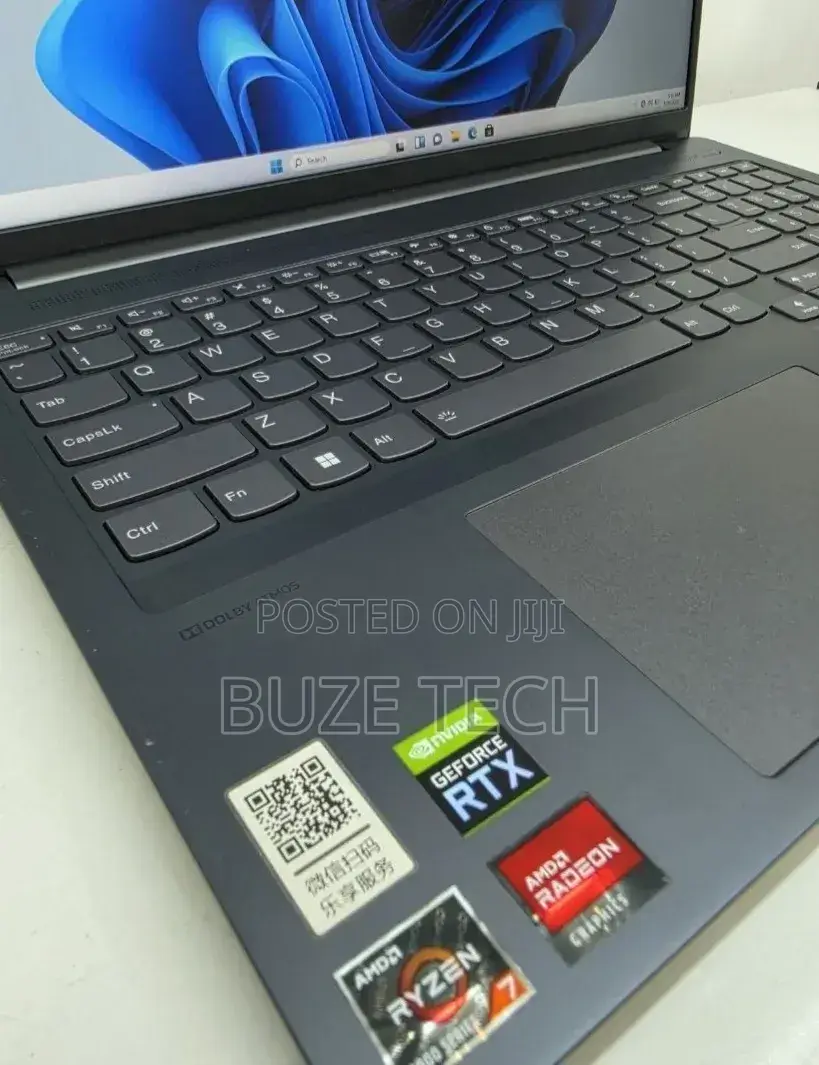 New Laptop Lenovo 16GB AMD Ryzen 7 SSD 512GB