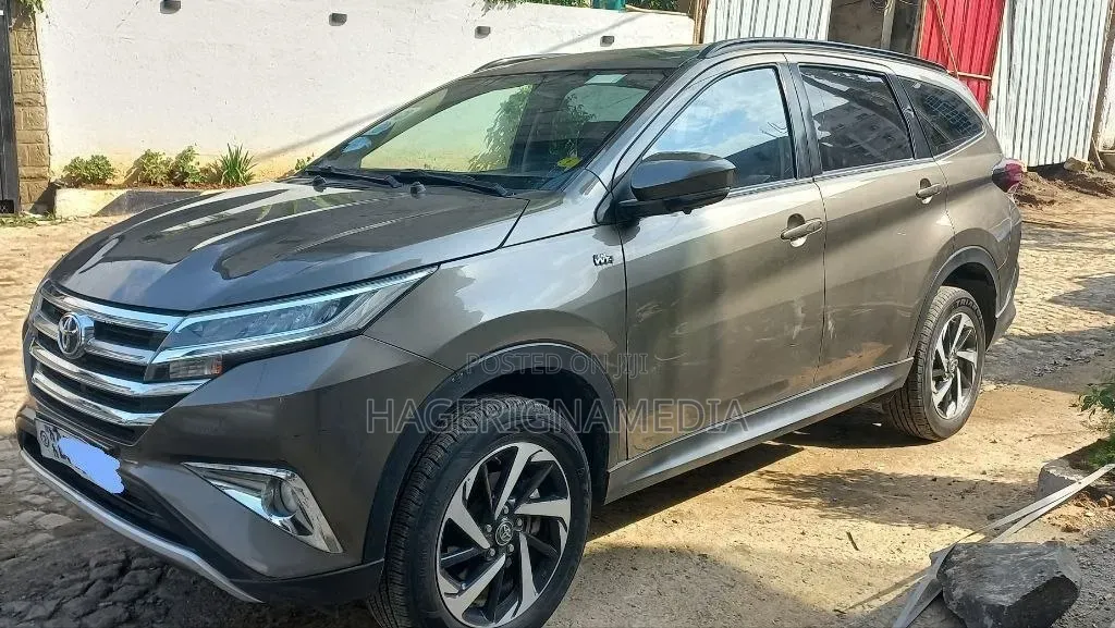 Toyota Rush 2020 Gray