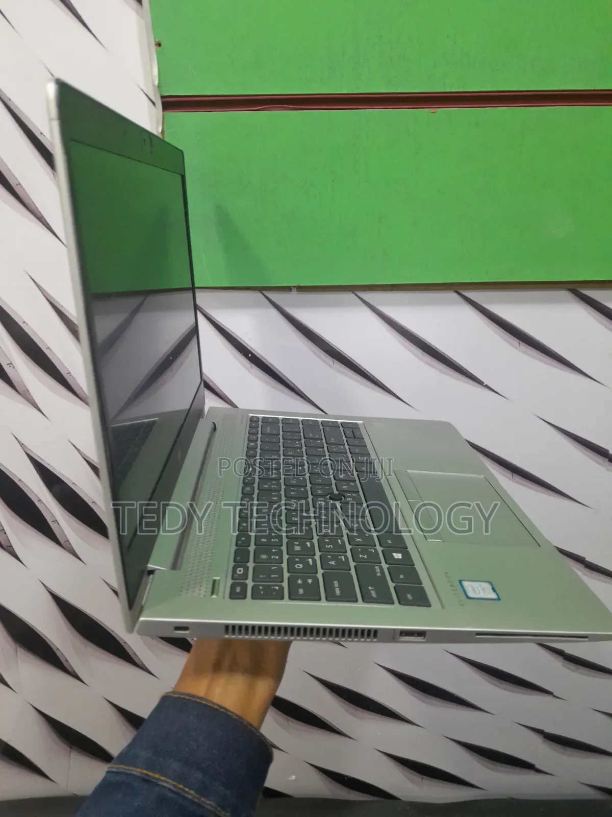 Laptop HP 14z 16GB Intel Core 7 SSD 512GB