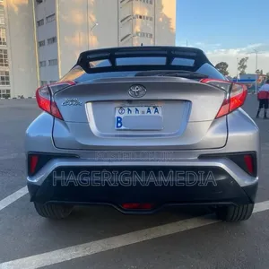 Toyota C-HR 2017 Gray