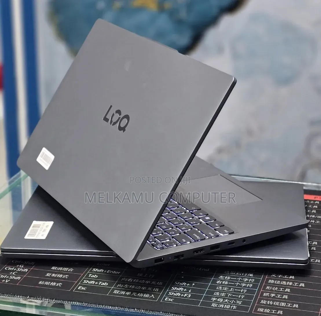 New Laptop Lenovo LOQ 15AHP10 12GB Intel Core i5 SSD 512GB