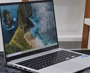 New Laptop Samsung Galaxy Book4 16GB Intel Core Ultra 7 SSD 512GB