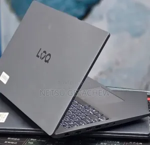 New Laptop Lenovo LOQ 15IRH8 12GB Intel Core i5 SSD 512GB