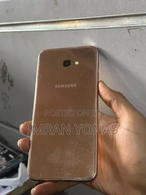 Samsung Galaxy J4 Plus 32 GB Gold