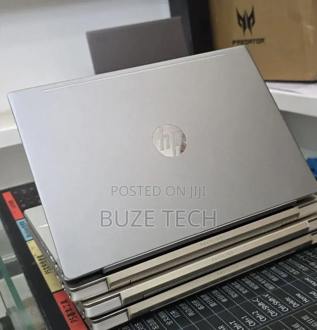 New Laptop HP Pavilion 14 8GB Intel Core i5 HDD+SSD 256GB