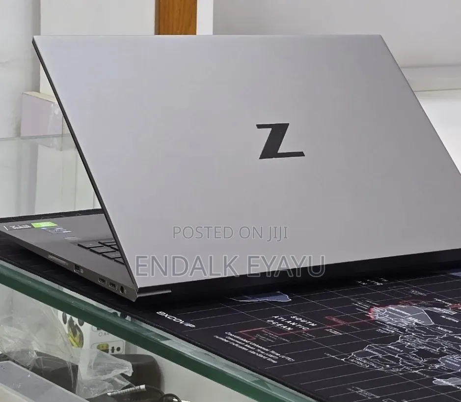 New Laptop HP ZBook 15 32GB Intel Core i7 SSD 512GB