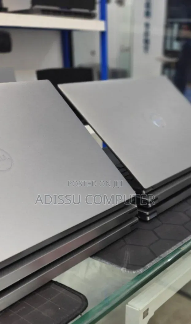 New Laptop Dell Precision 5540 16GB Intel Core i7 SSD 512GB