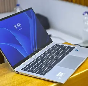 New Laptop HP EliteBook 1040 G8 16GB Intel Core i7 SSD 512GB