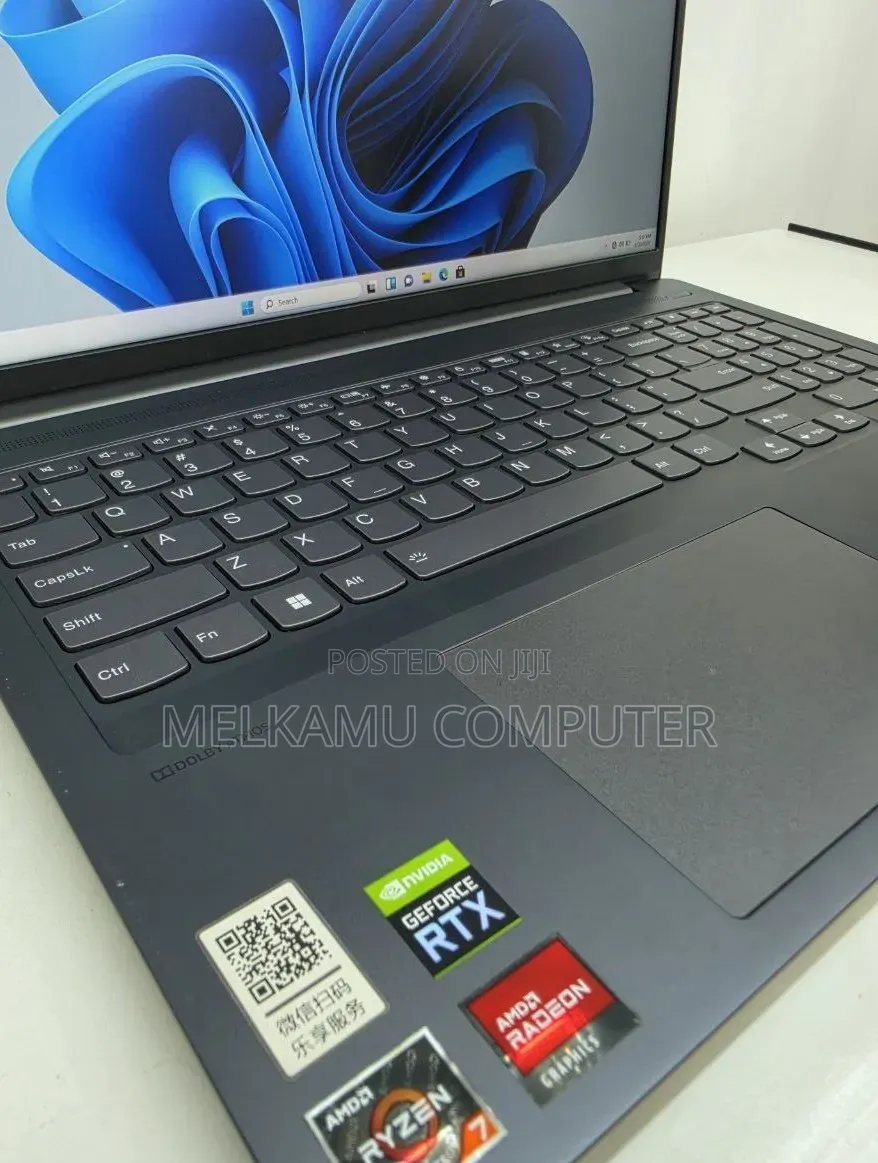 New Laptop Lenovo IdeaPad Flex 15 16GB AMD Ryzen 7 SSD 512GB