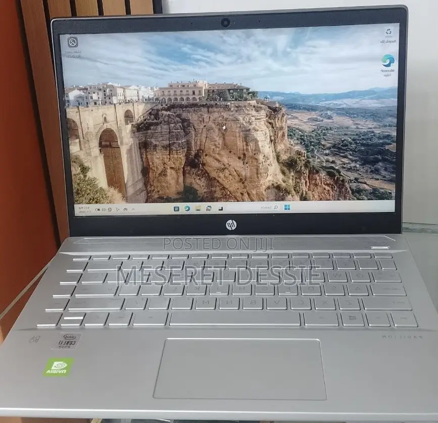 New Laptop HP 16GB Intel Core i7 SSD 512GB