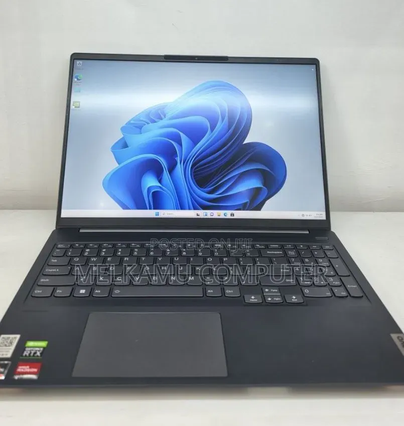 New Laptop Lenovo IdeaPad Flex 15 16GB AMD Ryzen 7 SSD 512GB