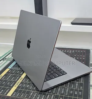 New Laptop Apple MacBook Pro 2021 M1 Max 32GB Apple M1 Max SSD 1T