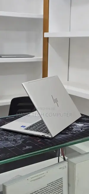 New Laptop HP EliteBook 840 G9 16GB Intel Core i7 SSD 512GB