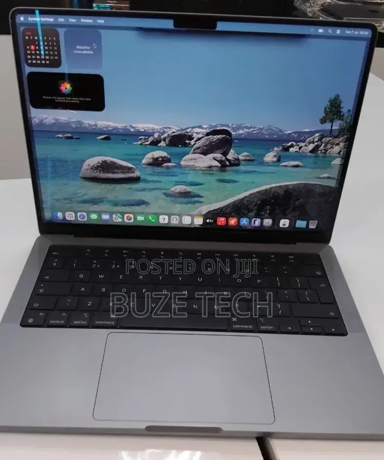 New Laptop Apple MacBook Pro 2021 M1 16GB Apple M1 Pro SSD 512GB