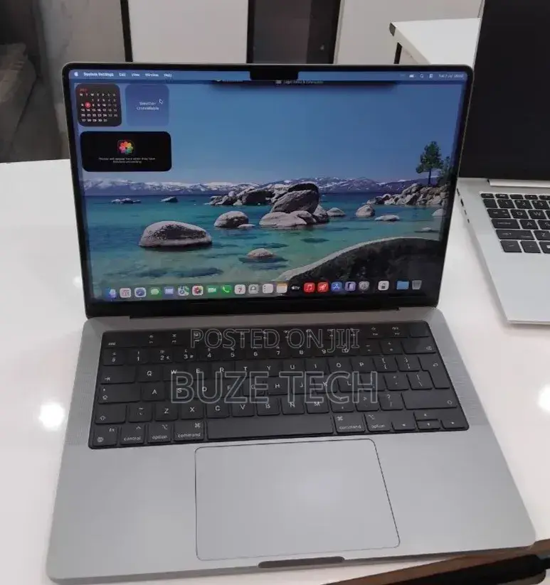 New Laptop Apple MacBook Pro 2021 M1 16GB Apple M1 Pro SSD 512GB
