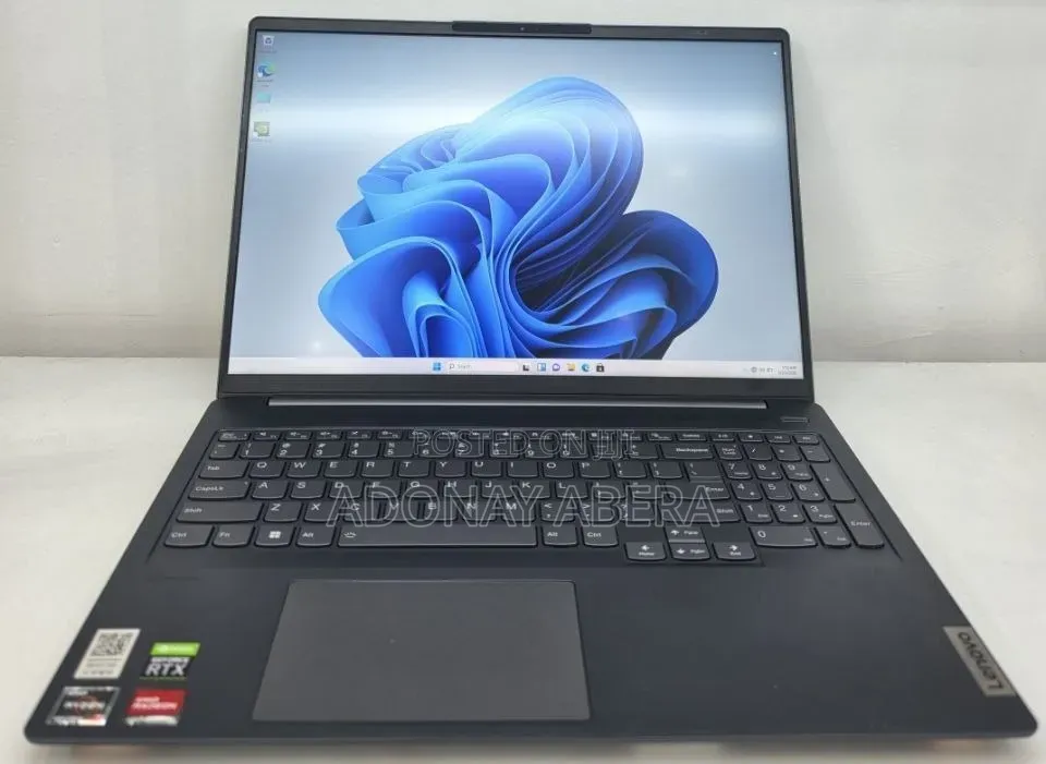 New Laptop Lenovo IdeaPad 330C 16GB AMD Ryzen 7 SSD 512GB