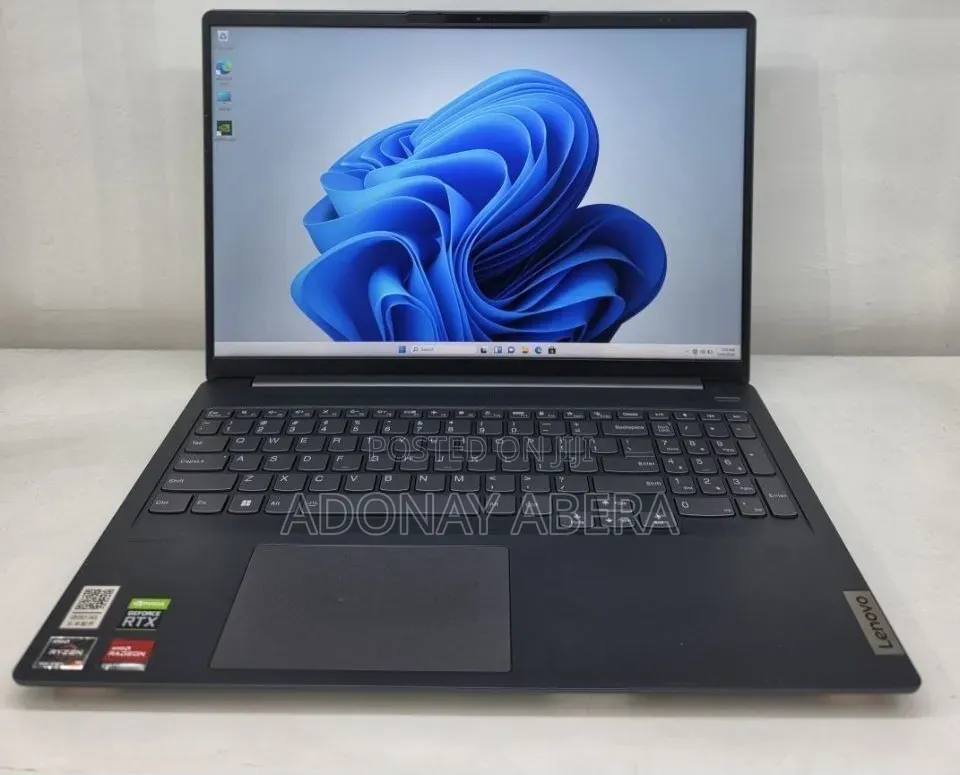 New Laptop Lenovo IdeaPad 330C 16GB AMD Ryzen 7 SSD 512GB
