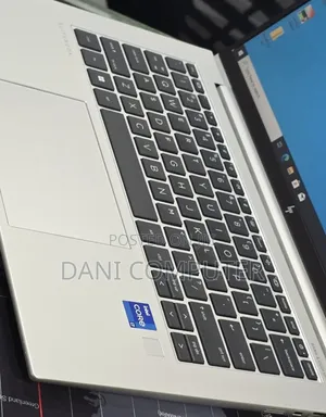 New Laptop HP EliteBook 840 G9 16GB Intel Core i7 SSD 512GB