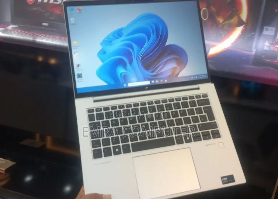 New Laptop HP EliteBook 840 G11 16GB Intel Core Ultra 7 SSD 512GB