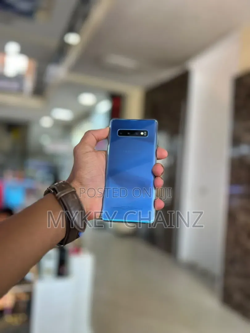Samsung Galaxy S10 128 GB Blue