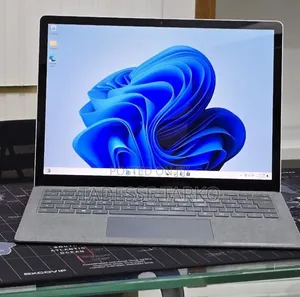 New Laptop Microsoft Surface Laptop 3 16GB Intel Core i7 SSD 512GB