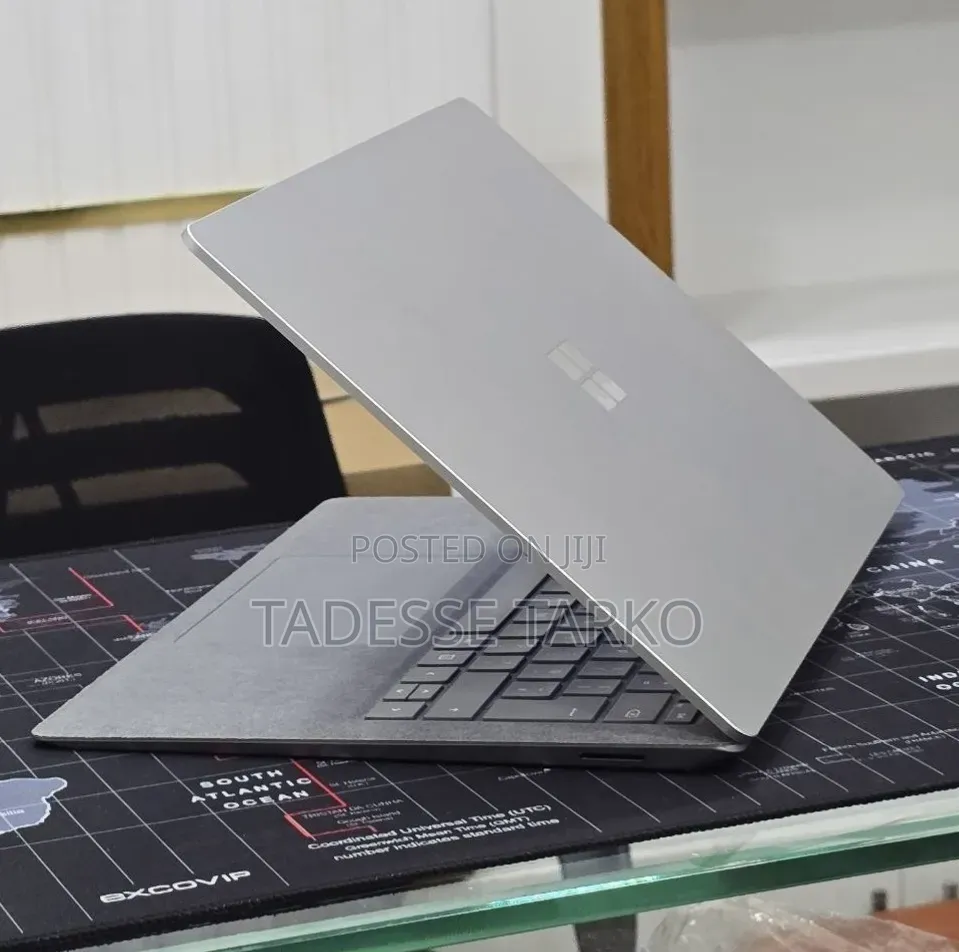 New Laptop Microsoft Surface Laptop 3 16GB Intel Core i7 SSD 512GB