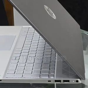 New Laptop HP Pavilion 14 8GB Intel Core i5 HDD+SSD 1T