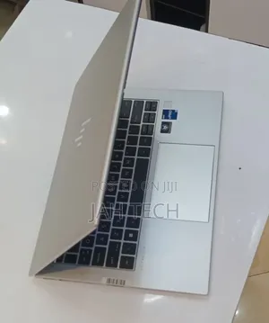 New Laptop HP EliteBook 840 G9 16GB Intel Core i5 SSD 512GB