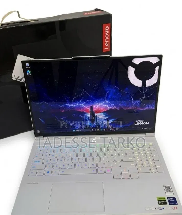 New Laptop Lenovo Lrgion 7i 32GB Intel Core Ultra 9 SSD 1T