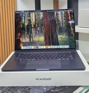 New Laptop Apple MacBook Air 2024 M3 16GB Apple M4 SSD 256GB