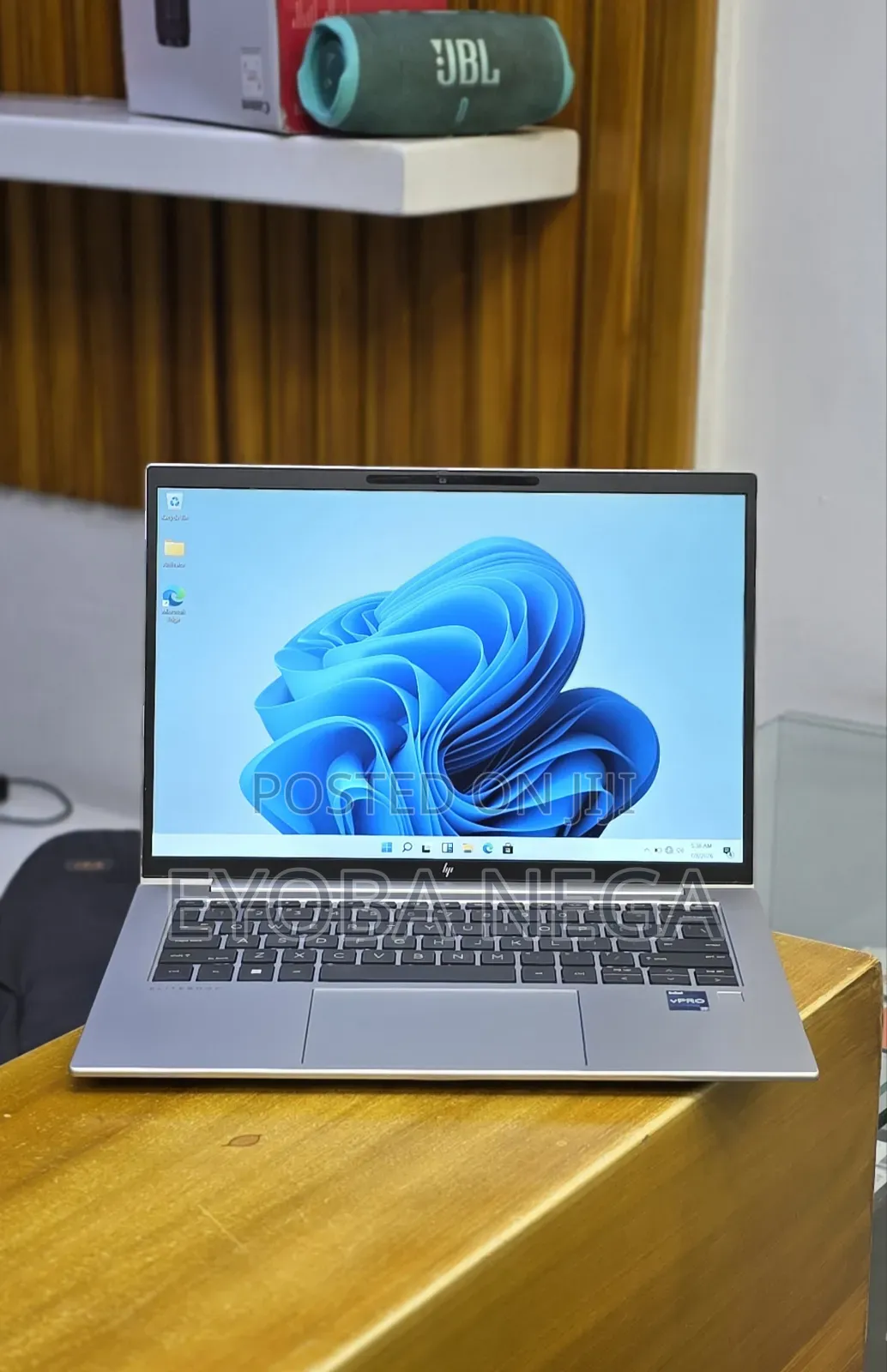 New Laptop HP EliteBook 840 G10 16GB Intel Core i7 SSD 512GB