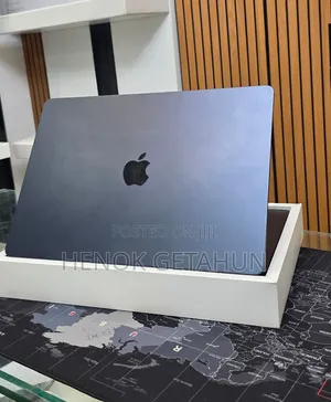 New Laptop Apple MacBook Air 2025 M4 16GB Apple M4 SSD 256GB
