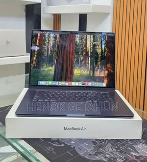 New Laptop Apple MacBook Air 2025 M4 16GB Apple M4 SSD 256GB