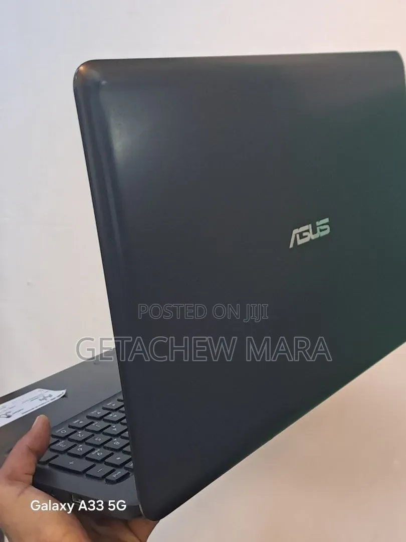 New Laptop Asus VivoBook 15 X505BA 4GB Intel HDD 500GB