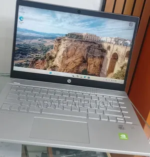 New Laptop HP Pavilion 14 16GB Intel Core i7 SSD 512GB