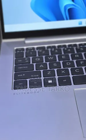 New Laptop HP EliteBook 840 G10 16GB Intel Core i7 SSD 512GB